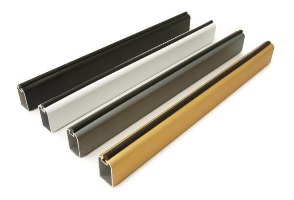 HM Oval Clothes Stick